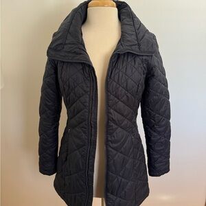 The North Face Women's Navy Quilted Jacket Size Medium